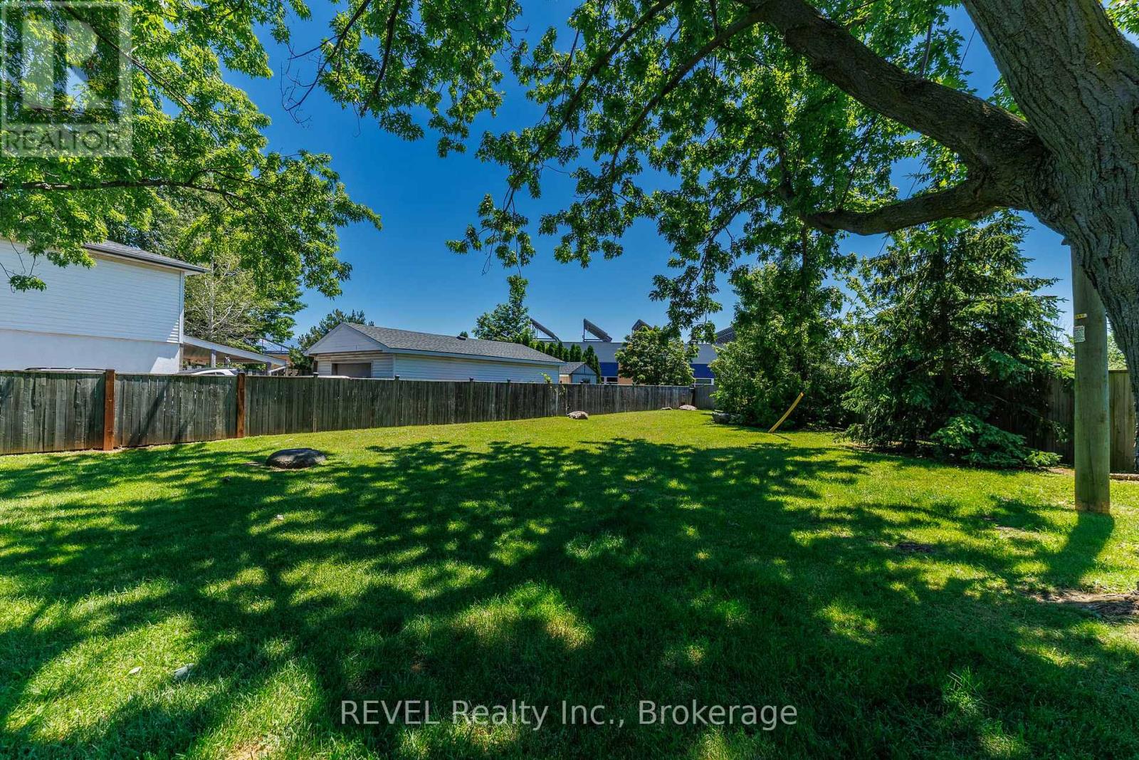 104 - 5 Woodlawn Court, Grimsby, Ontario  L3M 3T4 - Photo 6 - X13482302