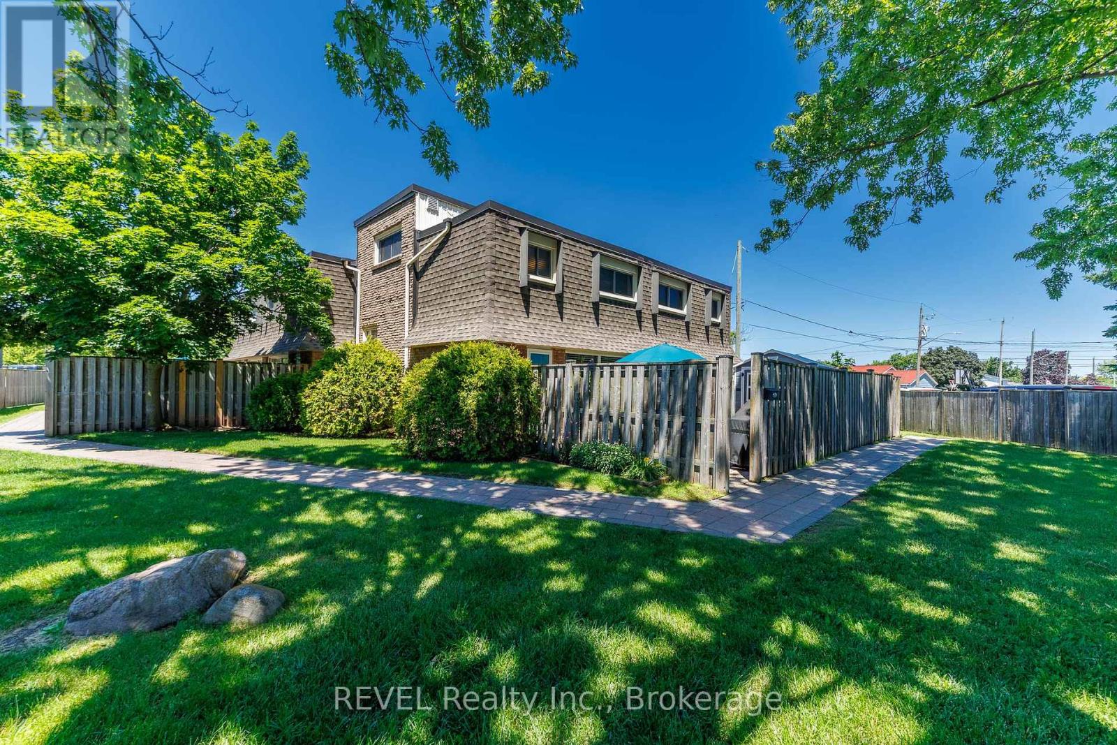104 - 5 Woodlawn Court, Grimsby, Ontario  L3M 3T4 - Photo 7 - X13482302