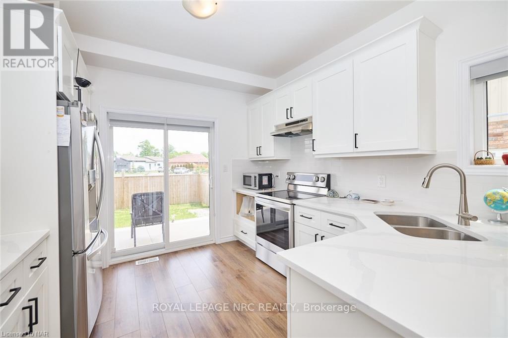 8 King Street, Fort Erie, Ontario  L2A 0C6 - Photo 9 - X13482356