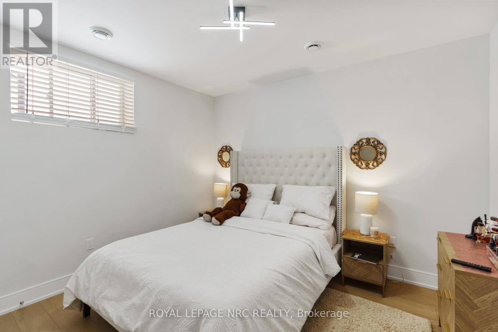 7384 Splendour Drive, Niagara Falls, Ontario  L2H 3V8 - Photo 26 - X13482710