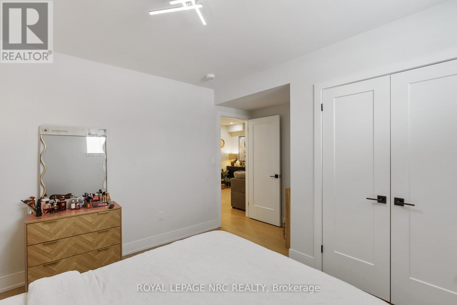 7384 Splendour Drive, Niagara Falls, Ontario  L2H 3V8 - Photo 27 - X13482710