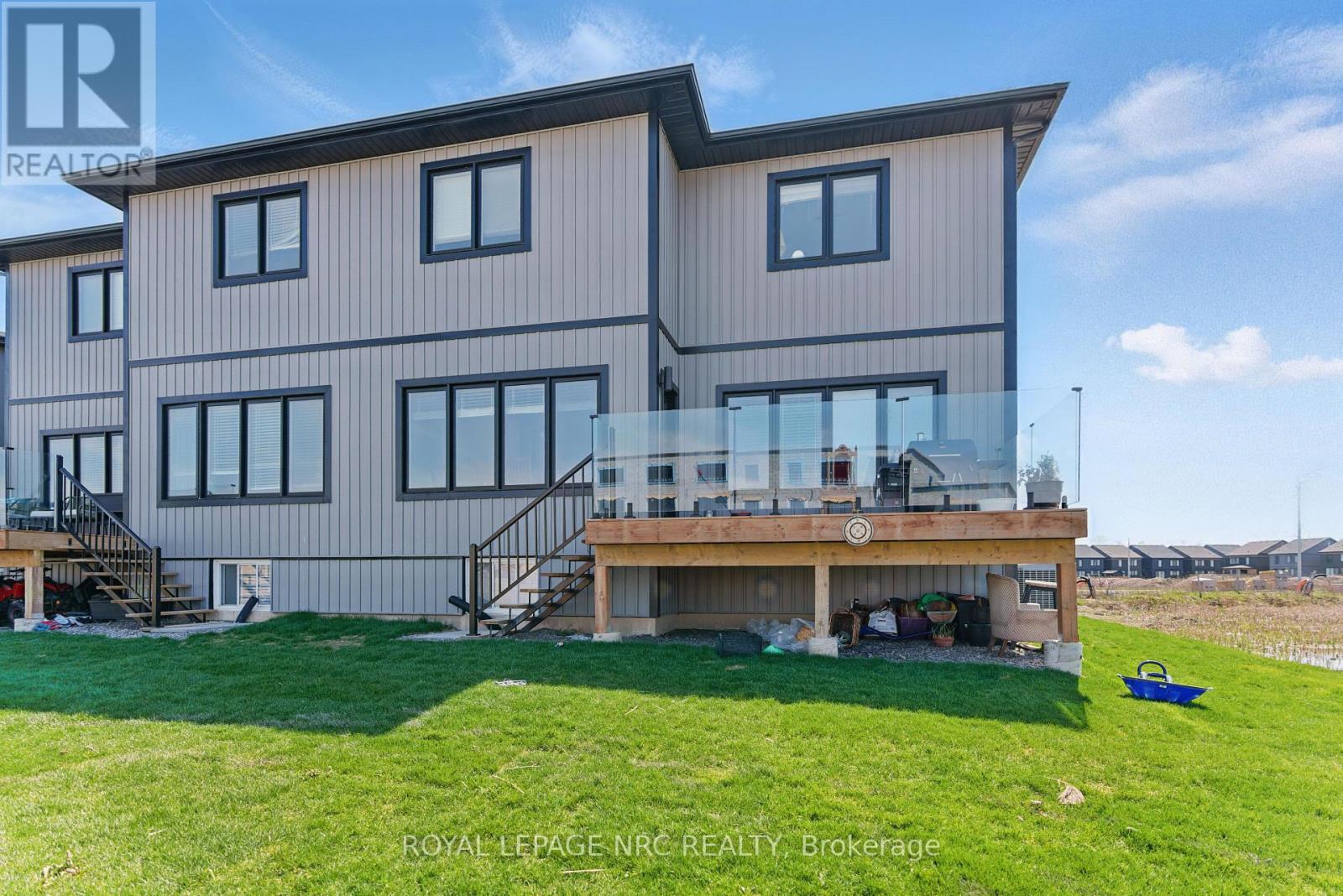 7384 Splendour Drive, Niagara Falls, Ontario  L2H 3V8 - Photo 30 - X13482710