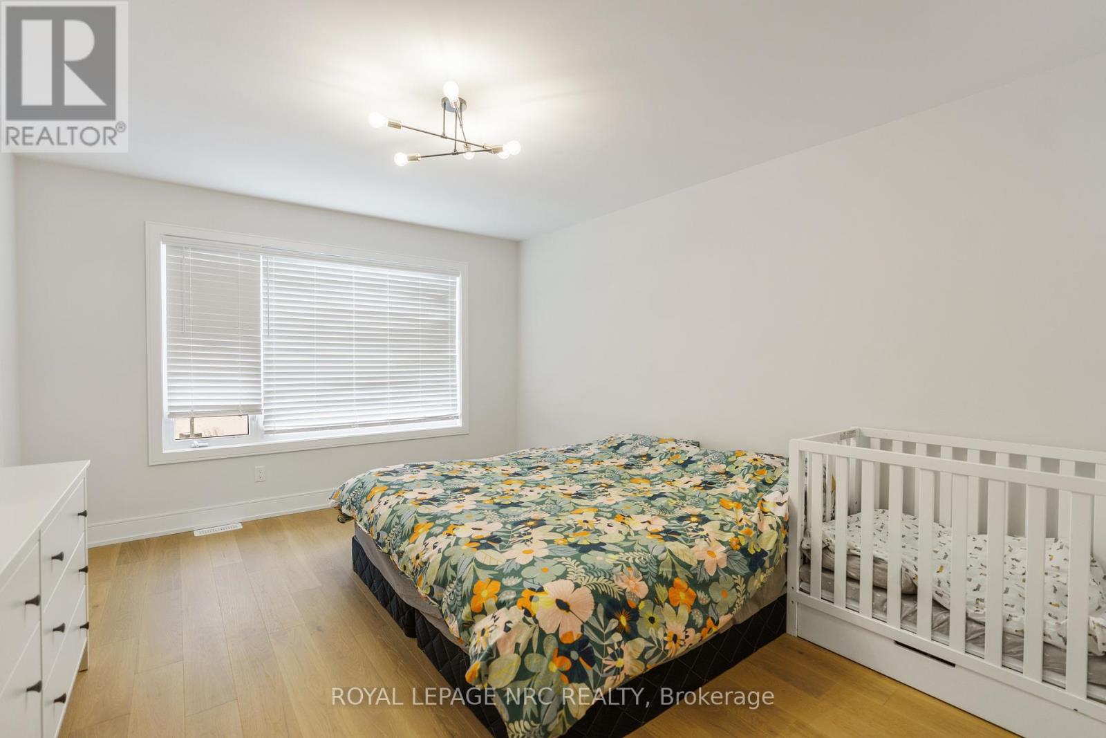 7386 Splendour Drive, Niagara Falls, Ontario  L2H 3V8 - Photo 11 - X13482720