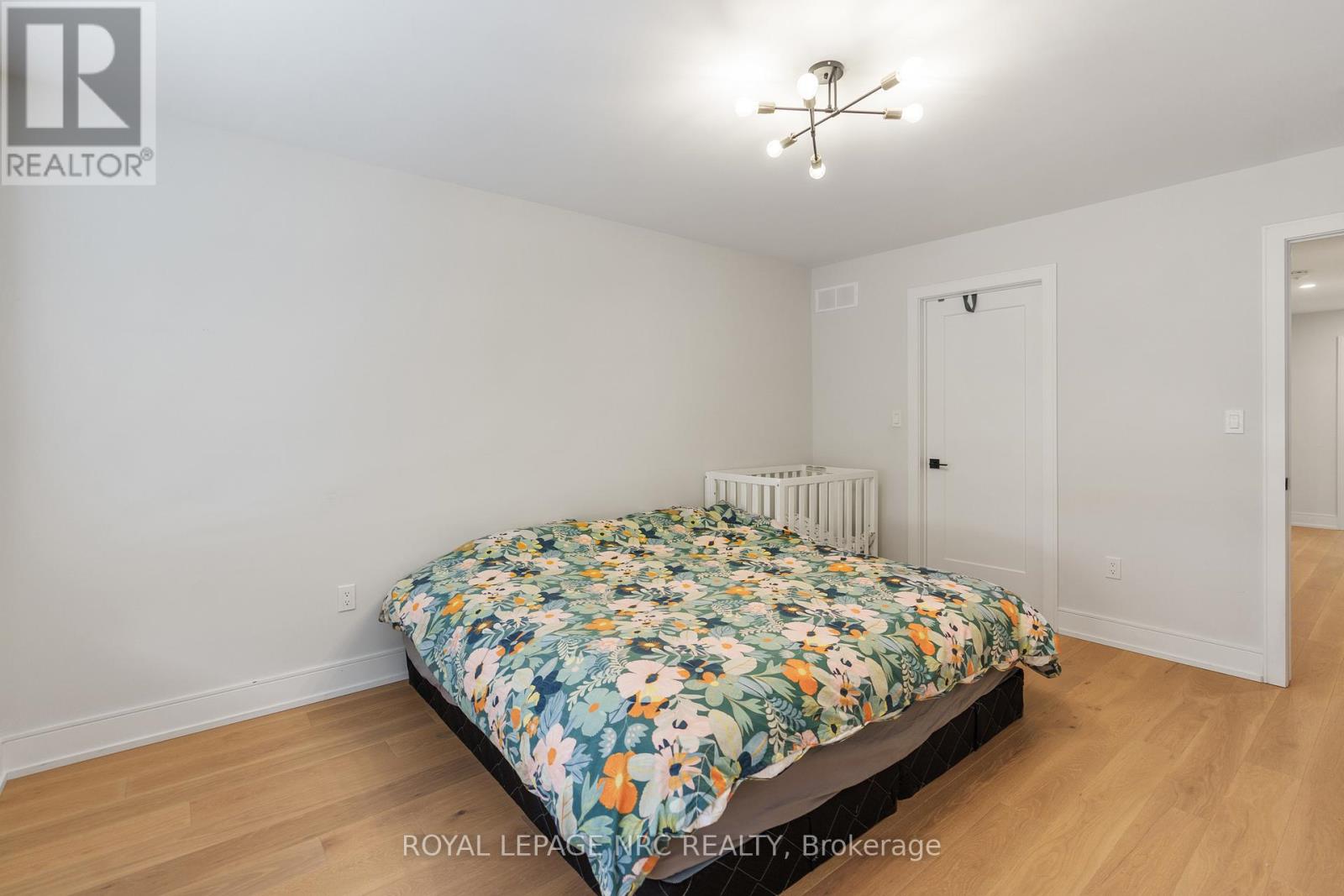 7386 Splendour Drive, Niagara Falls, Ontario  L2H 3V8 - Photo 12 - X13482720