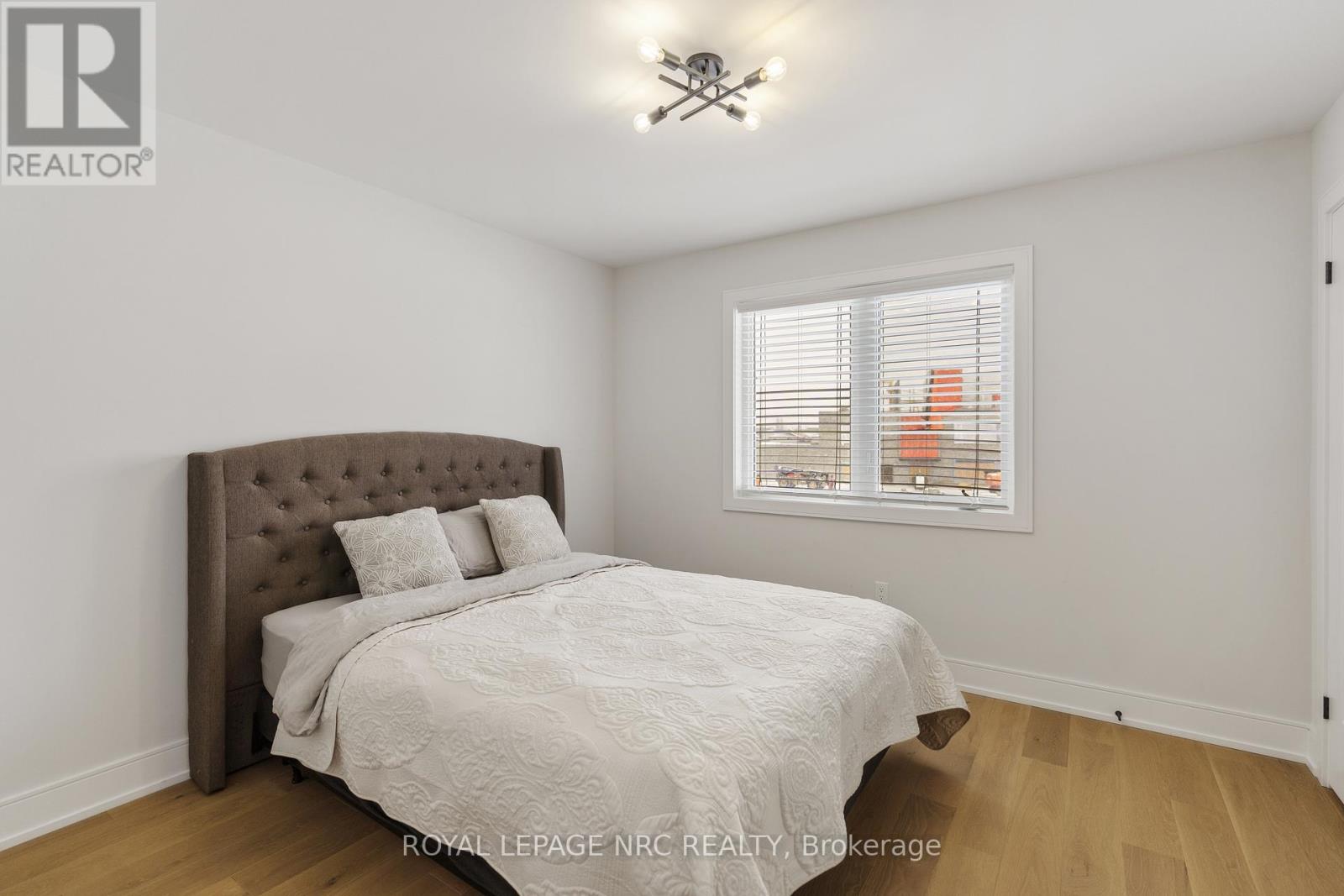 7386 Splendour Drive, Niagara Falls, Ontario  L2H 3V8 - Photo 16 - X13482720