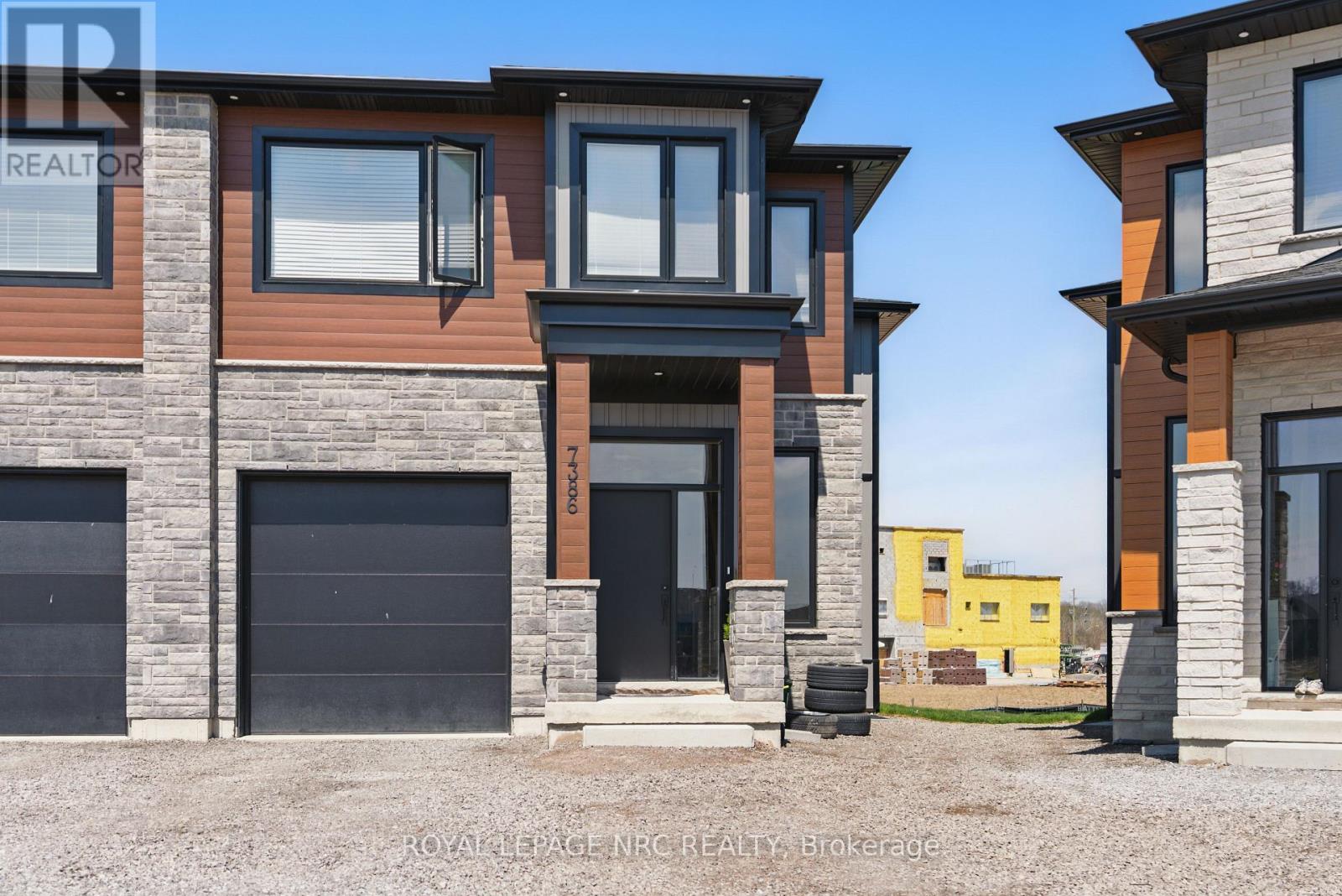7386 Splendour Drive, Niagara Falls, Ontario  L2H 3V8 - Photo 2 - X13482720