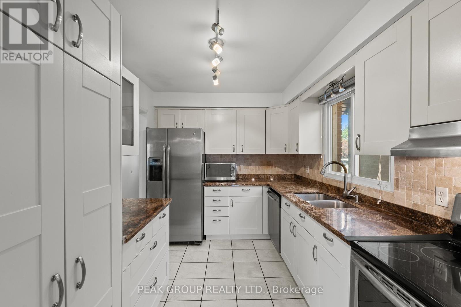 18 Sandra Crescent, Grimsby, Ontario  L3M 4Z1 - Photo 11 - X13482742