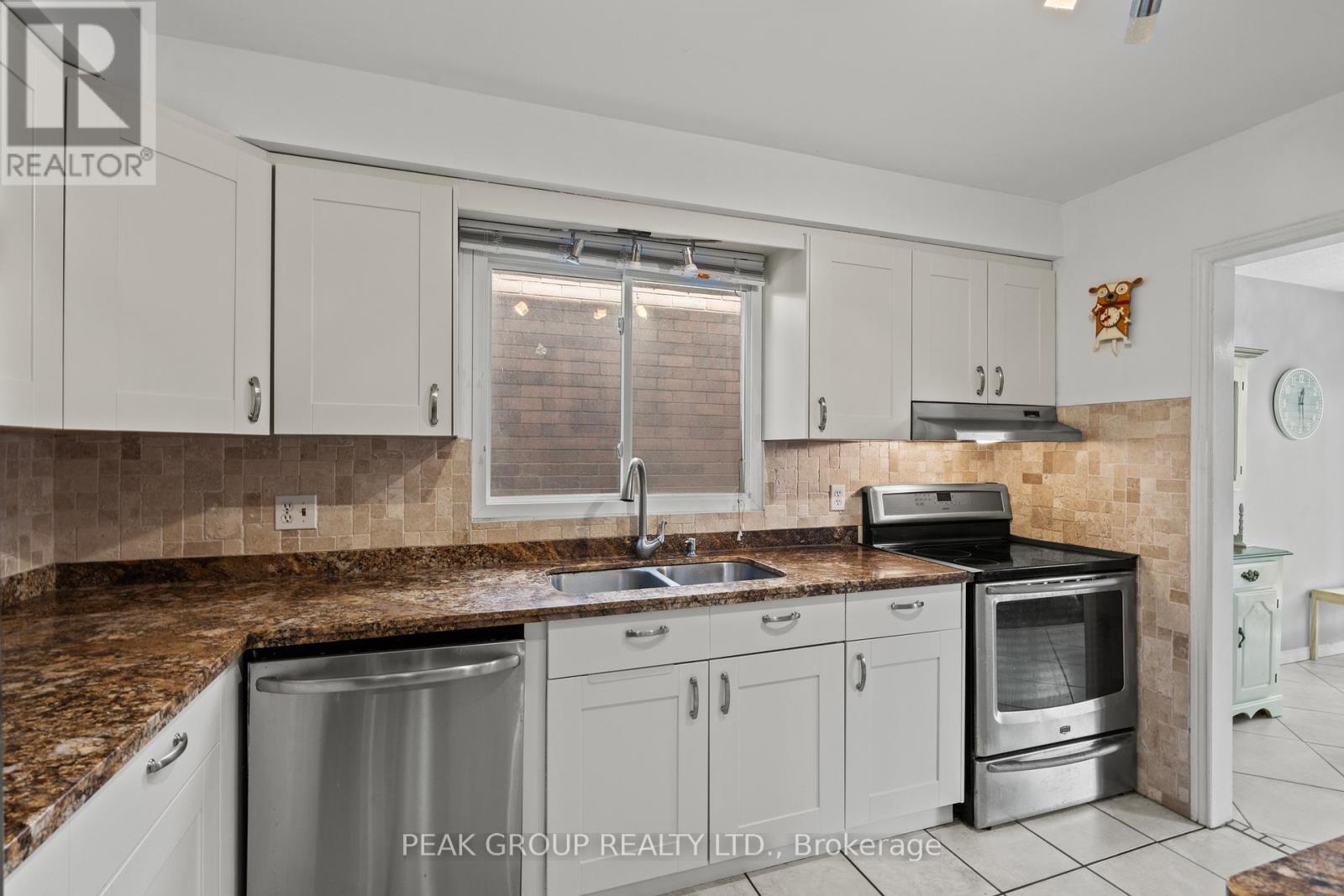 18 Sandra Crescent, Grimsby, Ontario  L3M 4Z1 - Photo 13 - X13482742