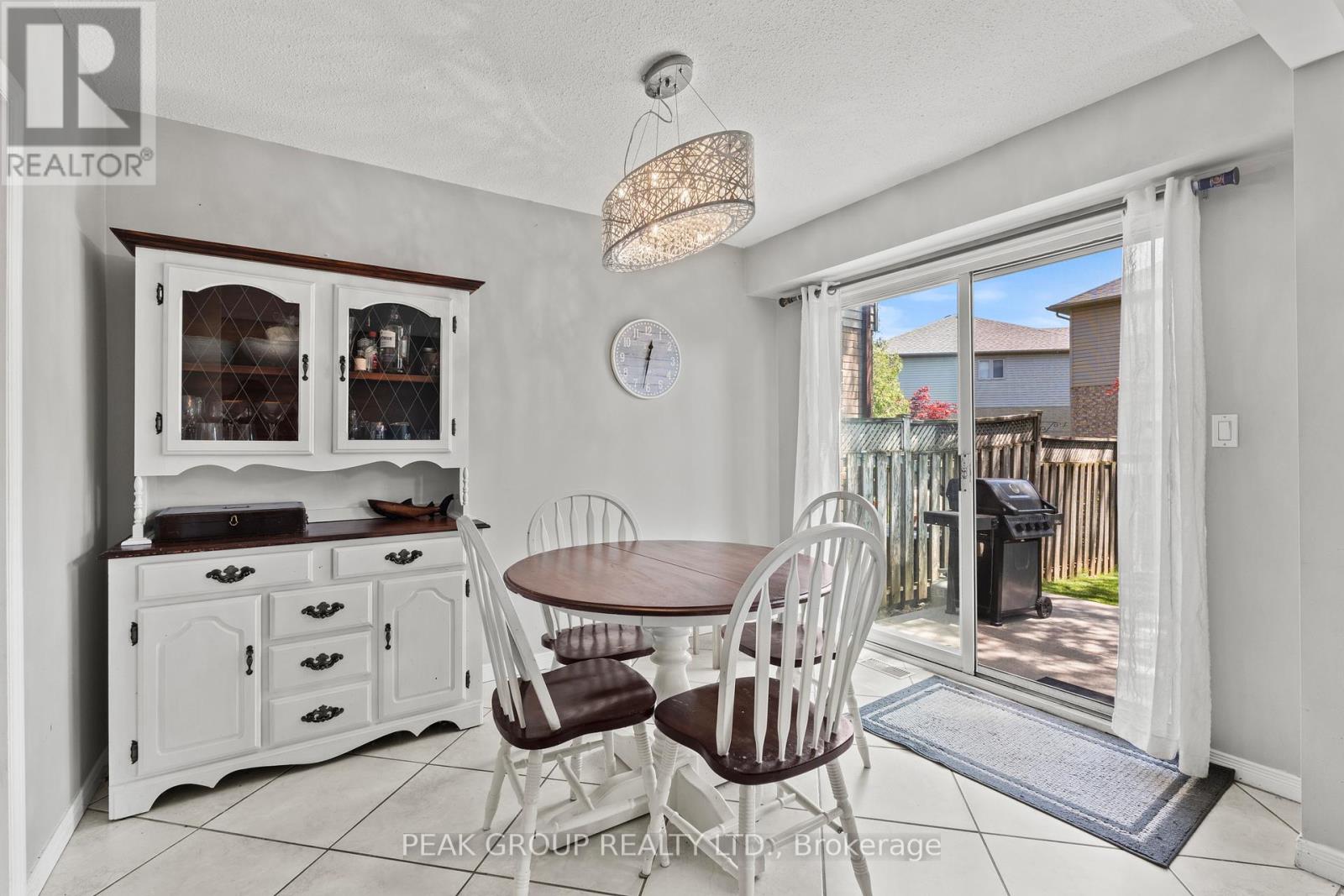18 Sandra Crescent, Grimsby, Ontario  L3M 4Z1 - Photo 16 - X13482742
