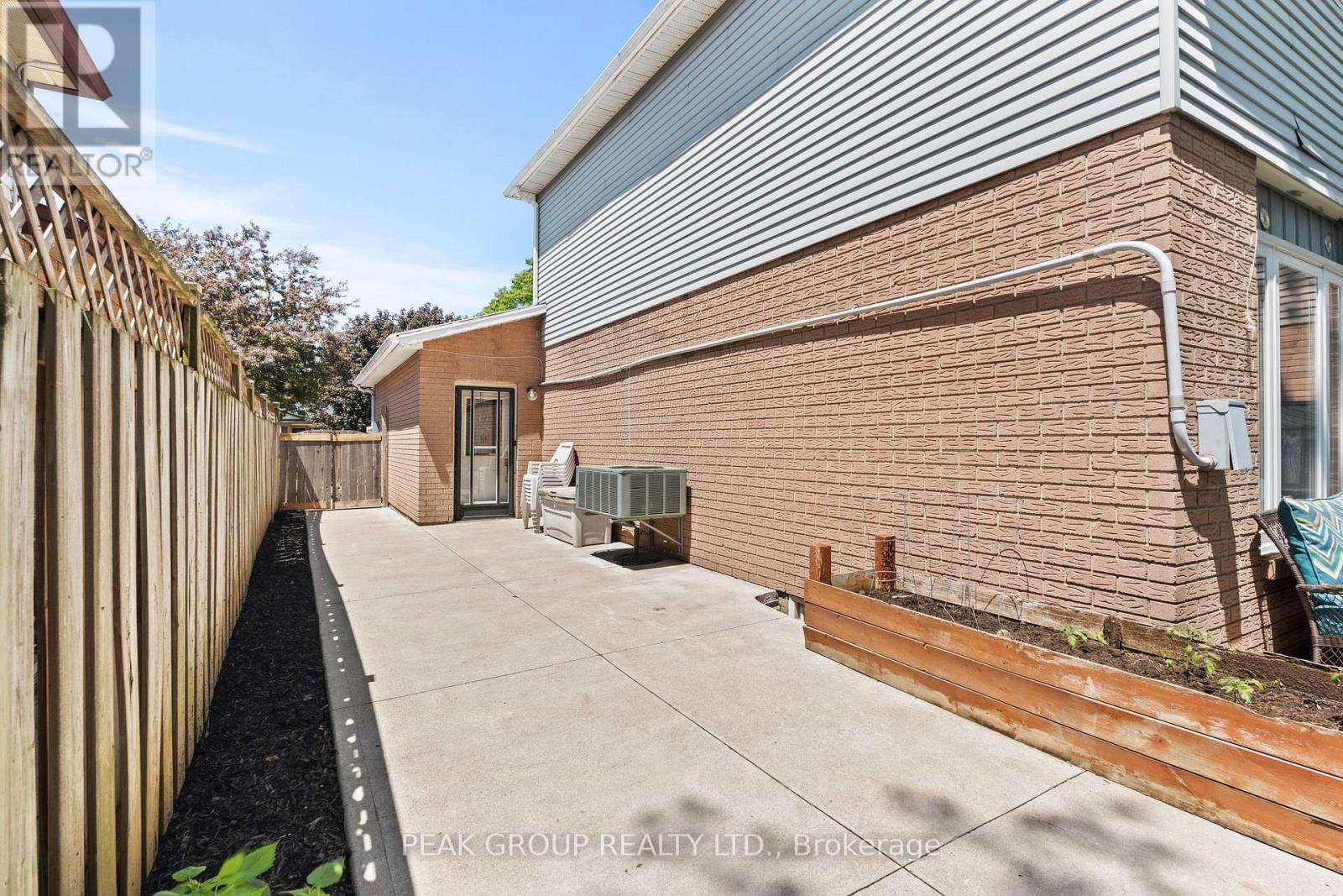 18 Sandra Crescent, Grimsby, Ontario  L3M 4Z1 - Photo 41 - X13482742
