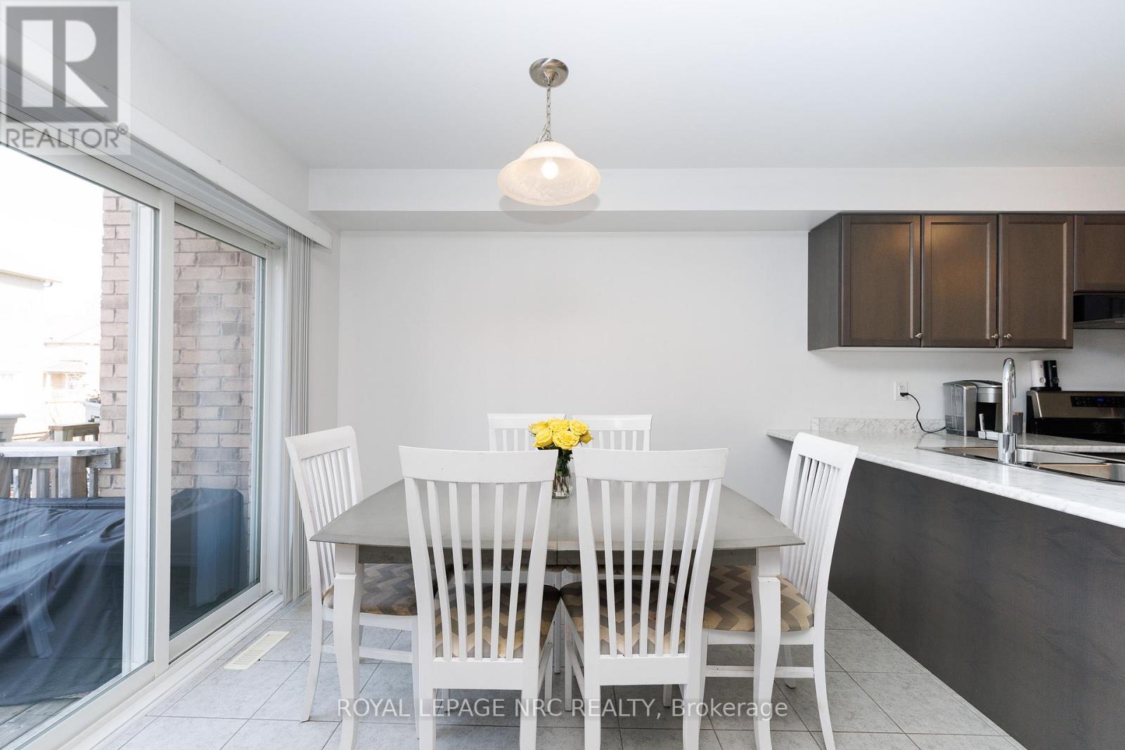 7794 White Pine Crescent, Niagara Falls, Ontario  L2H 3R4 - Photo 8 - X13482940