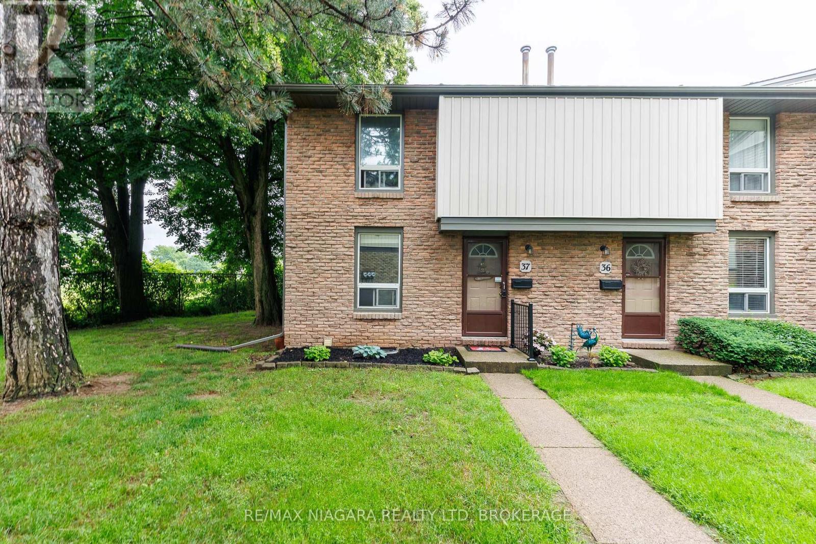 37 - 302 VINE STREET, St. Catharines, Ontario