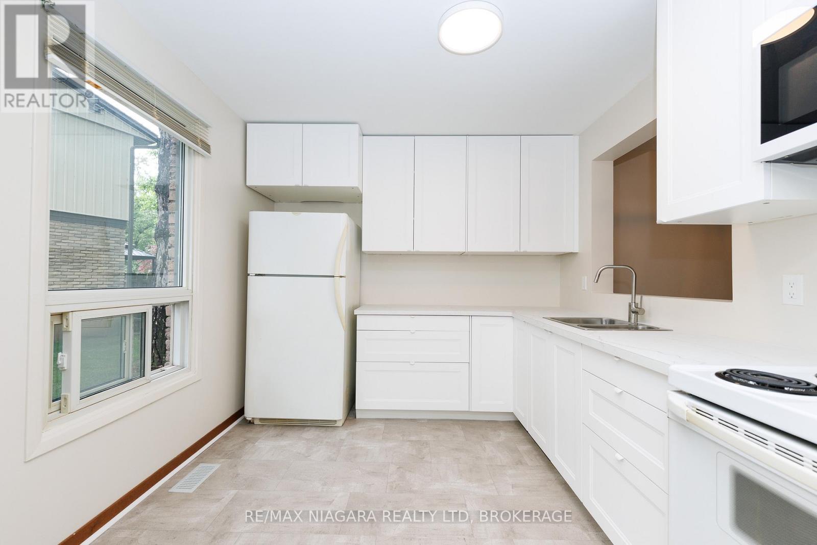 37 - 302 Vine Street, St. Catharines, Ontario  L2M 7M6 - Photo 8 - X13482954