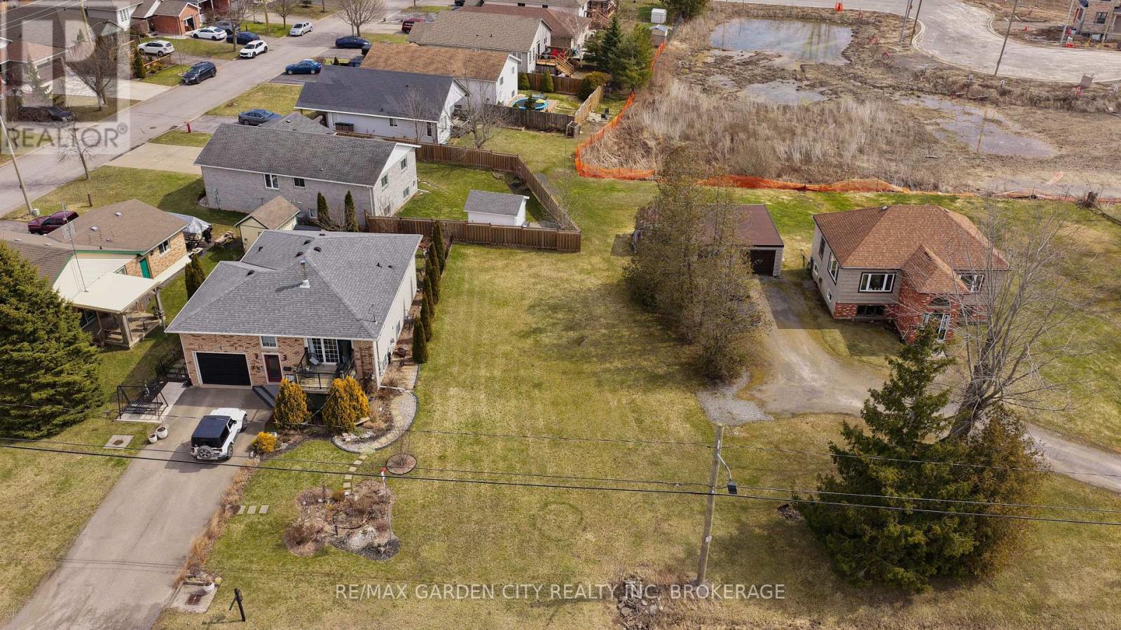 156 Kingsway, Welland, Ontario  L3B 3N9 - Photo 3 - X13483532