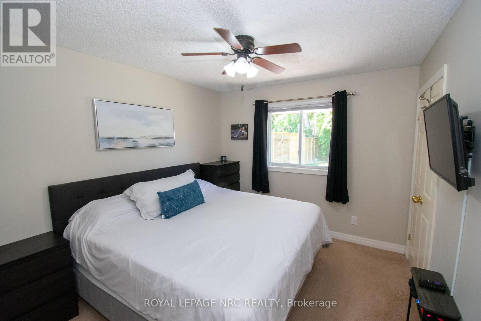 38 Carriage Road, St. Catharines, Ontario  L2P 1S9 - Photo 10 - X13483552