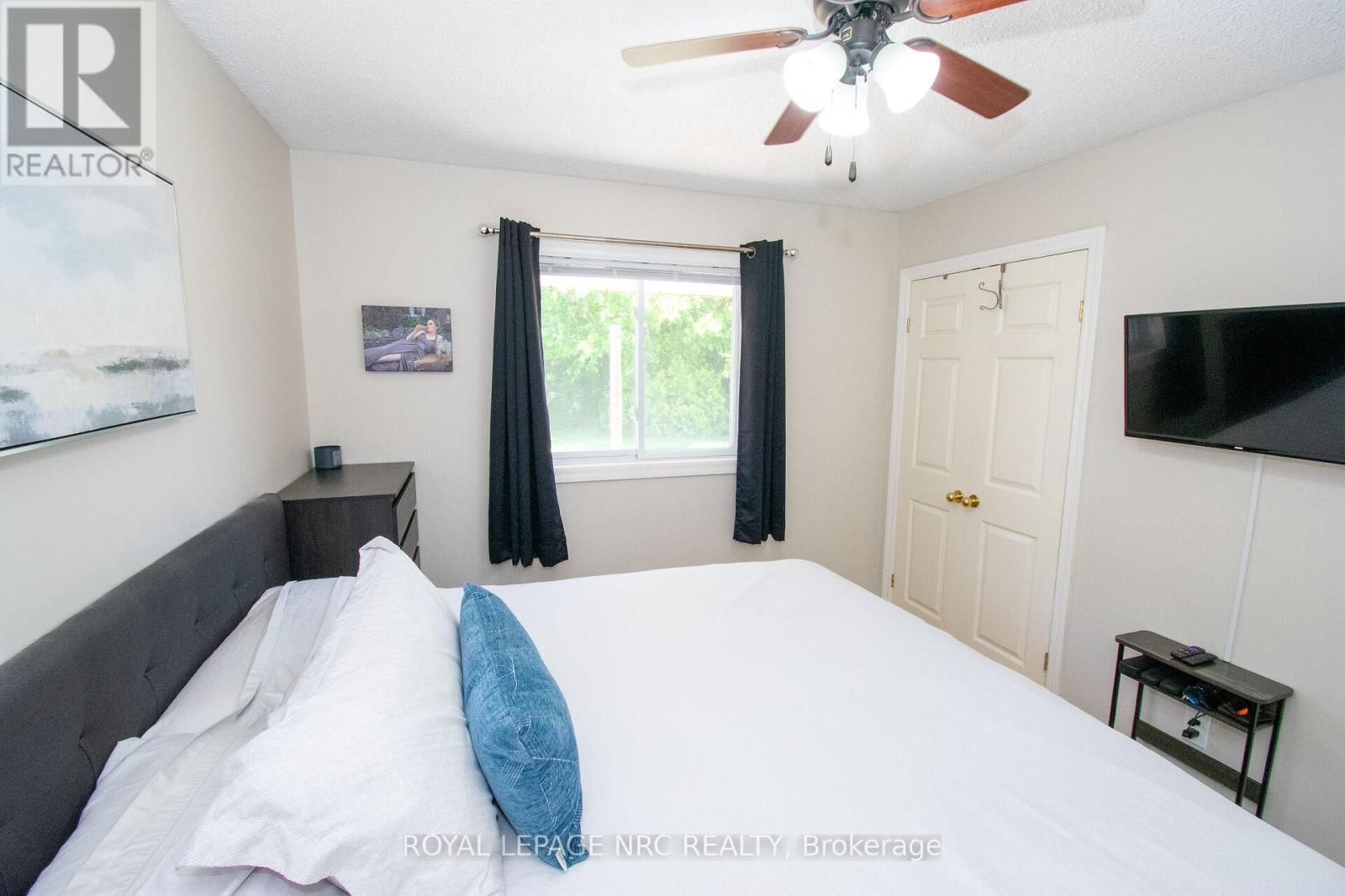 38 Carriage Road, St. Catharines, Ontario  L2P 1S9 - Photo 11 - X13483552