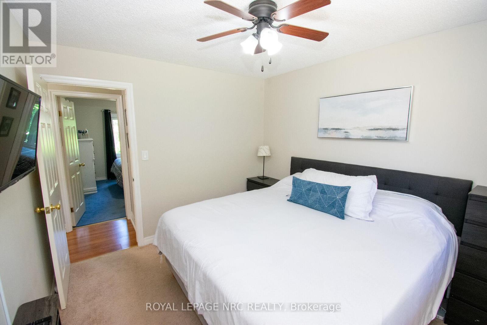 38 Carriage Road, St. Catharines, Ontario  L2P 1S9 - Photo 12 - X13483552