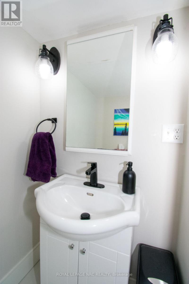 38 Carriage Road, St. Catharines, Ontario  L2P 1S9 - Photo 32 - X13483552