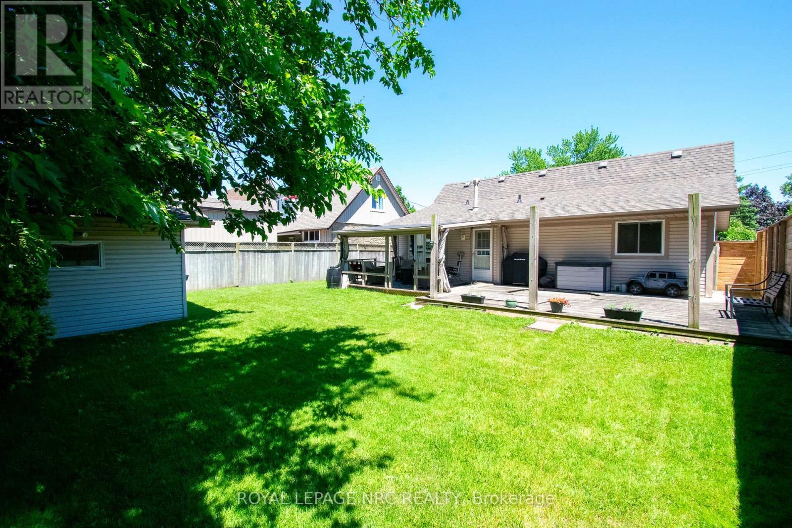 38 Carriage Road, St. Catharines, Ontario  L2P 1S9 - Photo 34 - X13483552