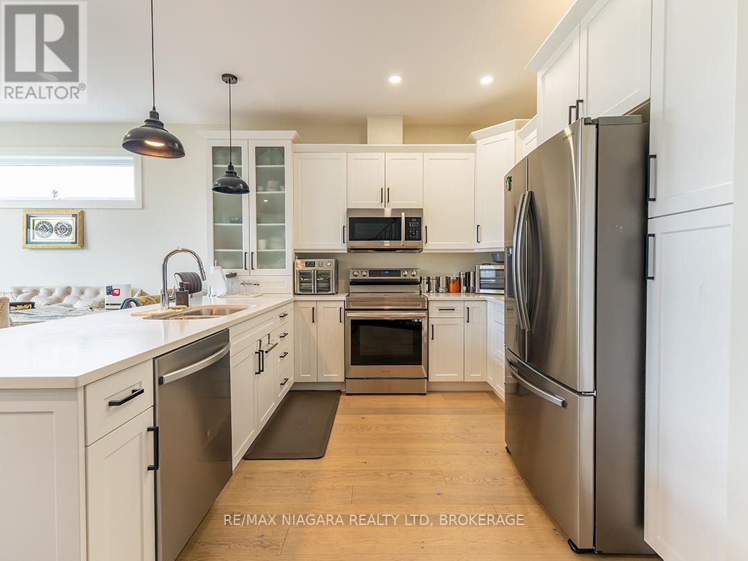 47 Omer Avenue, Port Colborne, Ontario  L3K 3Y4 - Photo 6 - X13484016