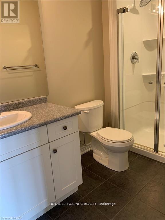 6394 Shapton Crescent, Niagara Falls, Ontario  L2H 0L8 - Photo 18 - X13486536