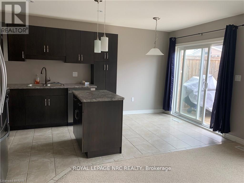 6394 Shapton Crescent, Niagara Falls, Ontario  L2H 0L8 - Photo 5 - X13486536