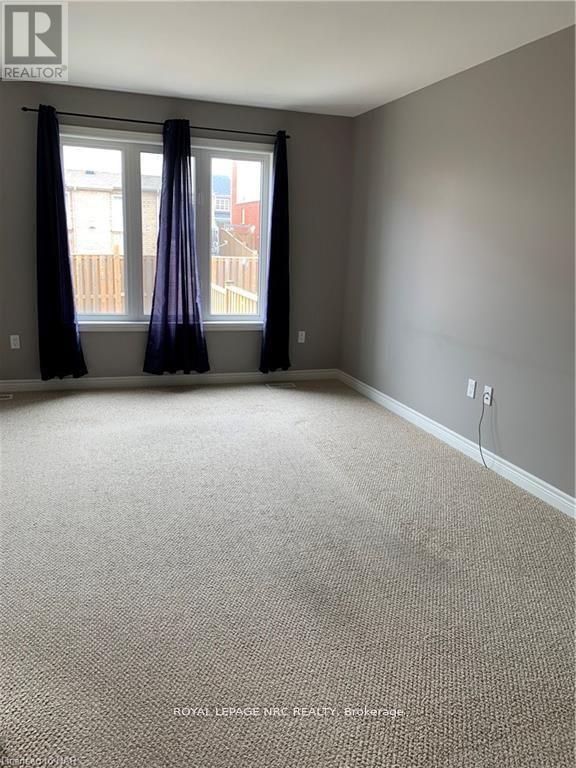 6394 Shapton Crescent, Niagara Falls, Ontario  L2H 0L8 - Photo 6 - X13486536