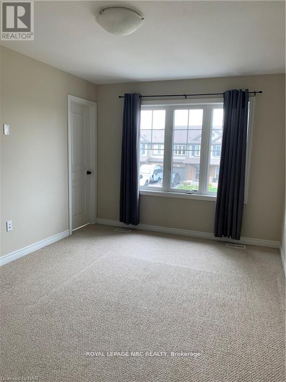6394 Shapton Crescent, Niagara Falls, Ontario  L2H 0L8 - Photo 9 - X13486536