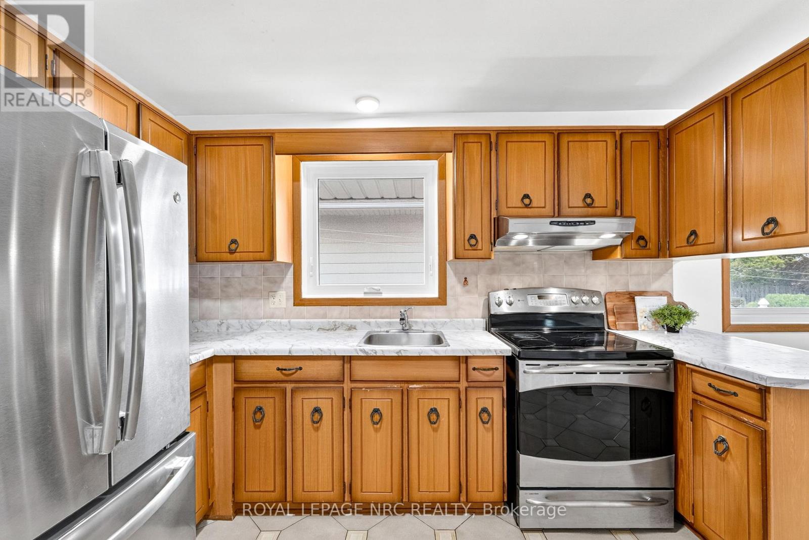 69 Royal Road, Port Colborne, Ontario  L3K 4B1 - Photo 15 - X13486568
