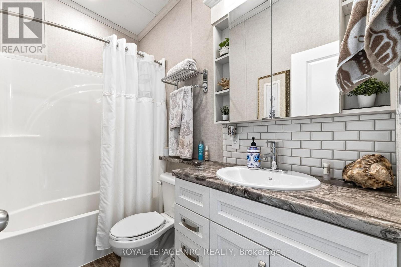 35 Quarry Meadows, Port Colborne, Ontario  L0S 1R0 - Photo 19 - X13486832