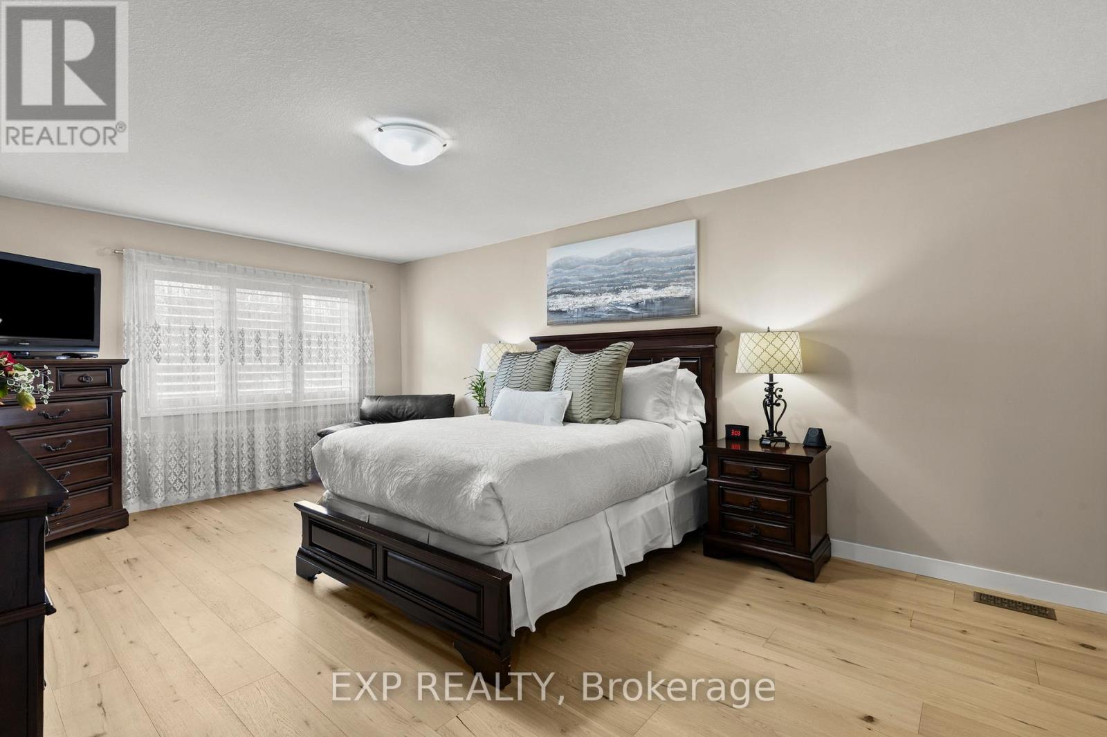 8679 Dogwood Crescent, Niagara Falls, Ontario  L2H 2Y6 - Photo 11 - X13487076
