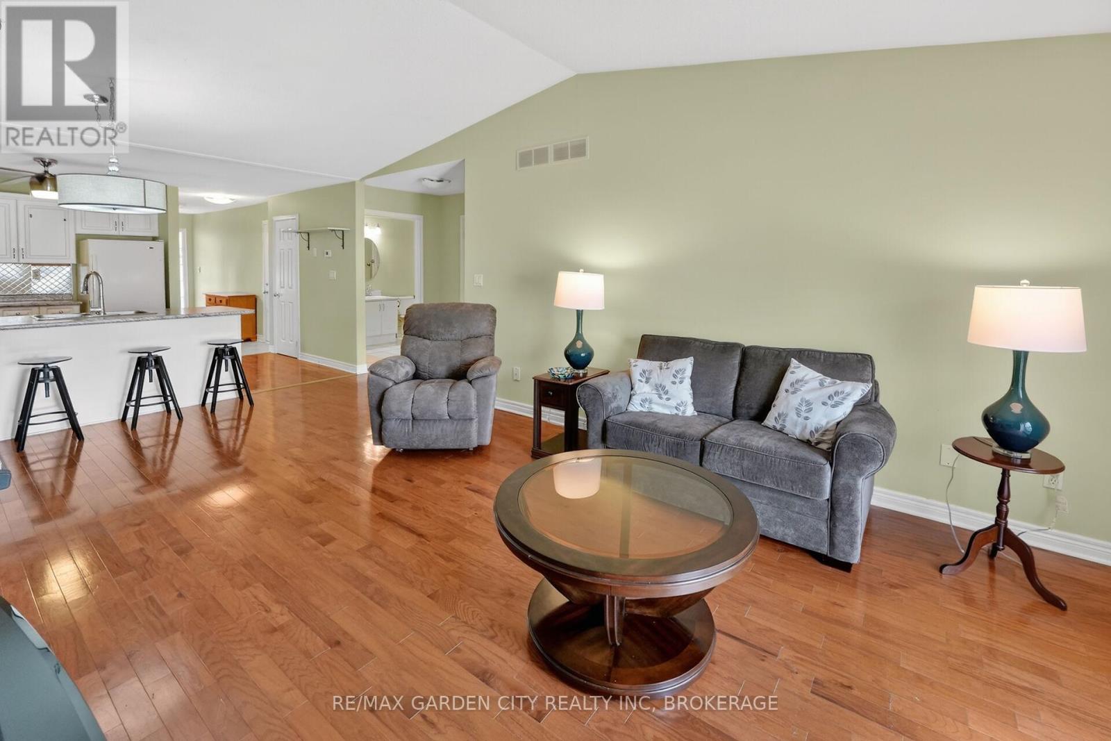 9 - 162 First Street, Welland, Ontario  L3B 4S2 - Photo 11 - X13487398