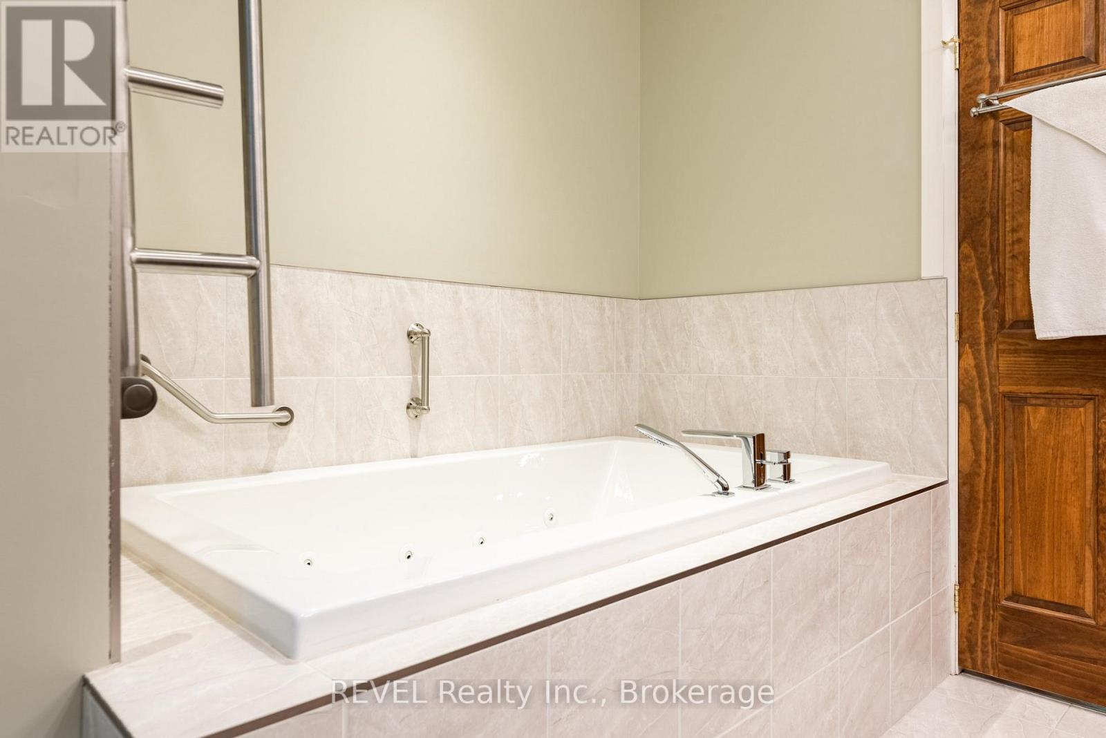 19 Francesco Crescent, St. Catharines, Ontario  L2S 4C7 - Photo 19 - X13487342