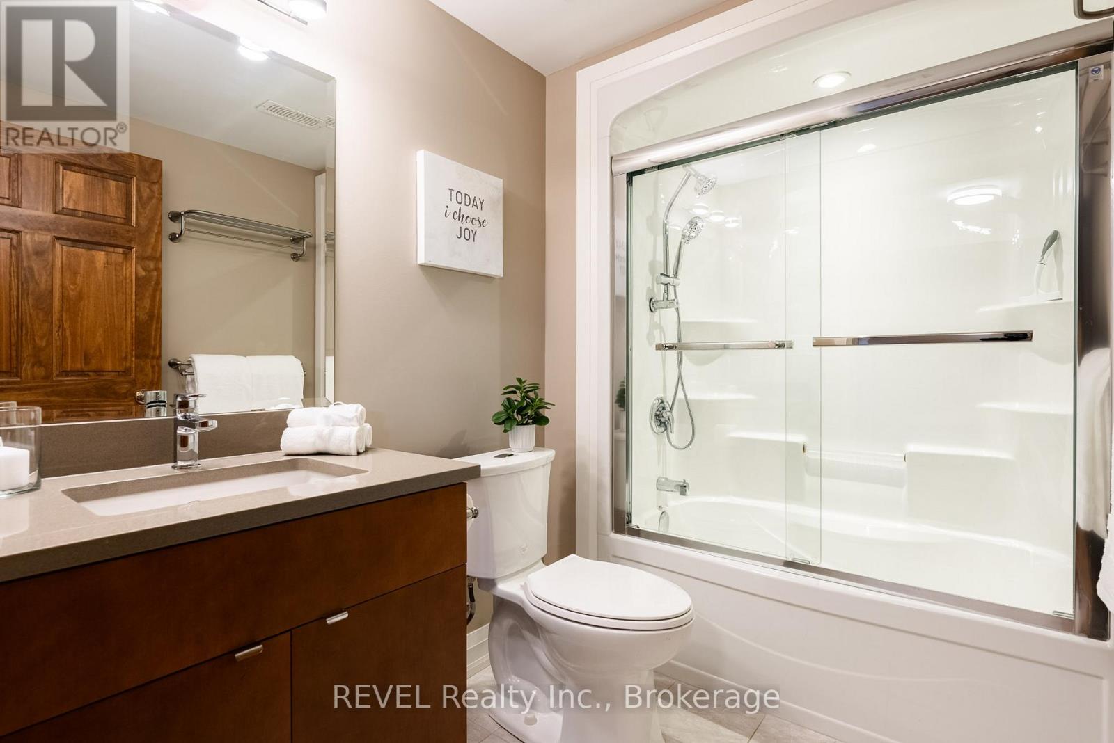 19 Francesco Crescent, St. Catharines, Ontario  L2S 4C7 - Photo 23 - X13487342