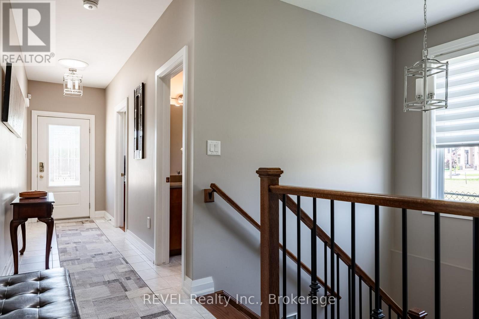 19 Francesco Crescent, St. Catharines, Ontario  L2S 4C7 - Photo 4 - X13487342
