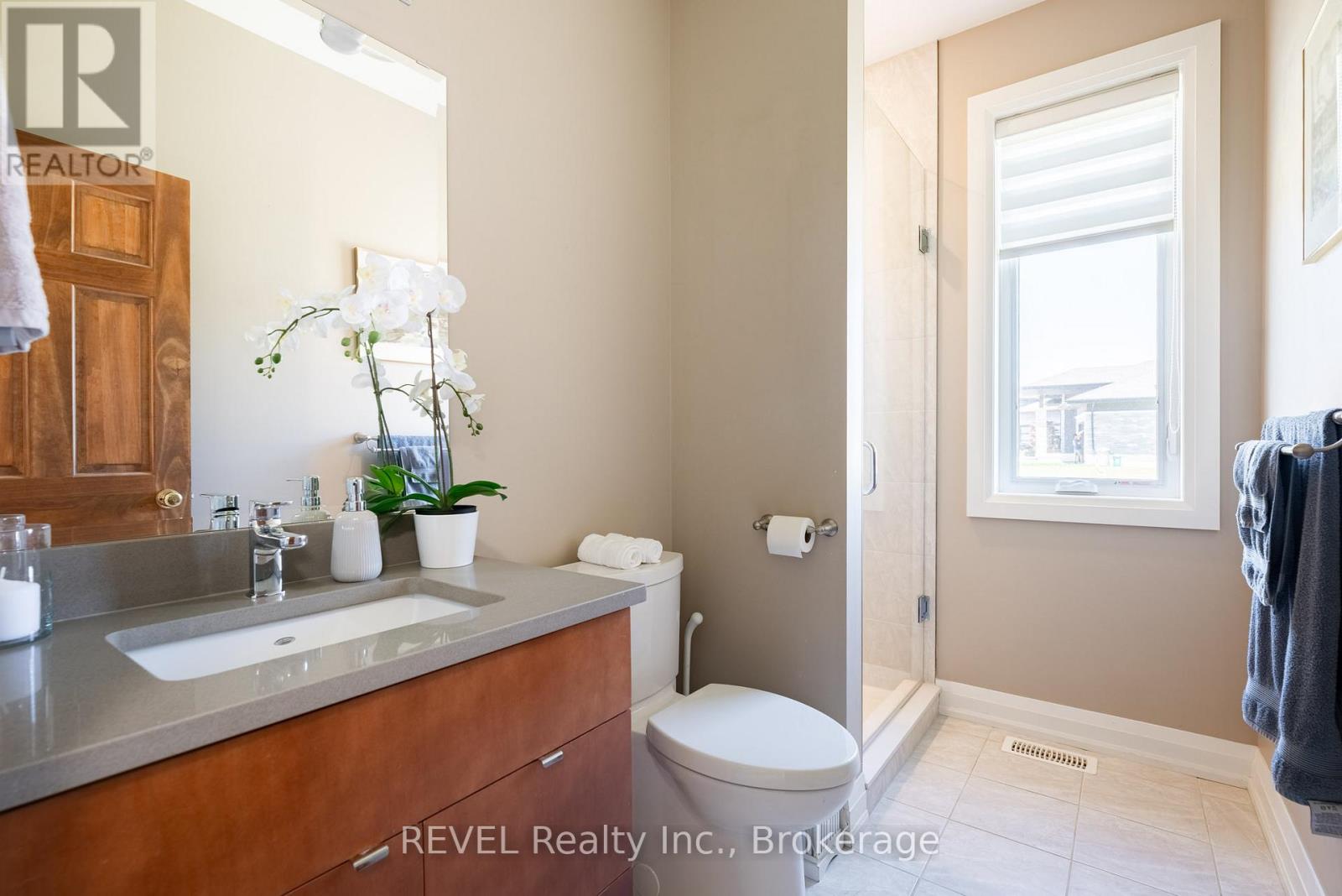 19 Francesco Crescent, St. Catharines, Ontario  L2S 4C7 - Photo 6 - X13487342
