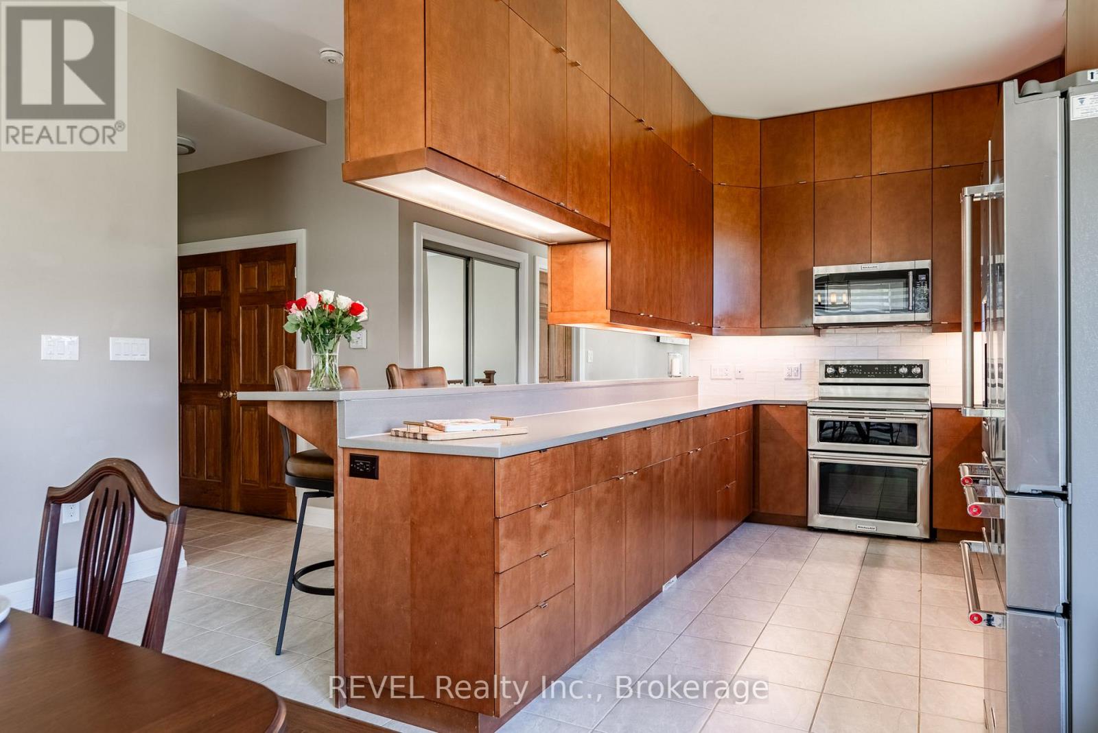 19 Francesco Crescent, St. Catharines, Ontario  L2S 4C7 - Photo 9 - X13487342