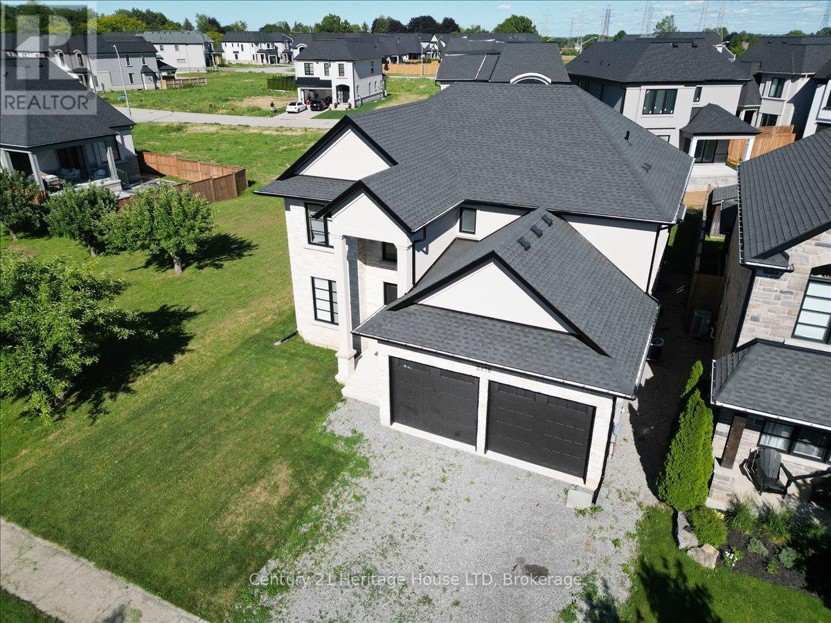 2476 Colangelo Drive, Niagara Falls, Ontario  L2J 0A1 - Photo 2 - X13487506