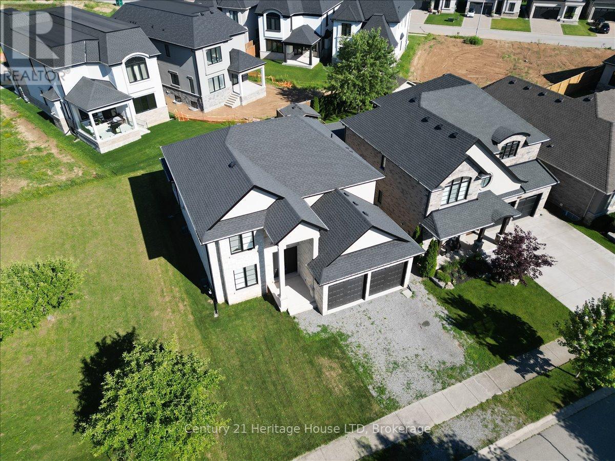 2476 Colangelo Drive, Niagara Falls, Ontario  L2J 0A1 - Photo 4 - X13487506