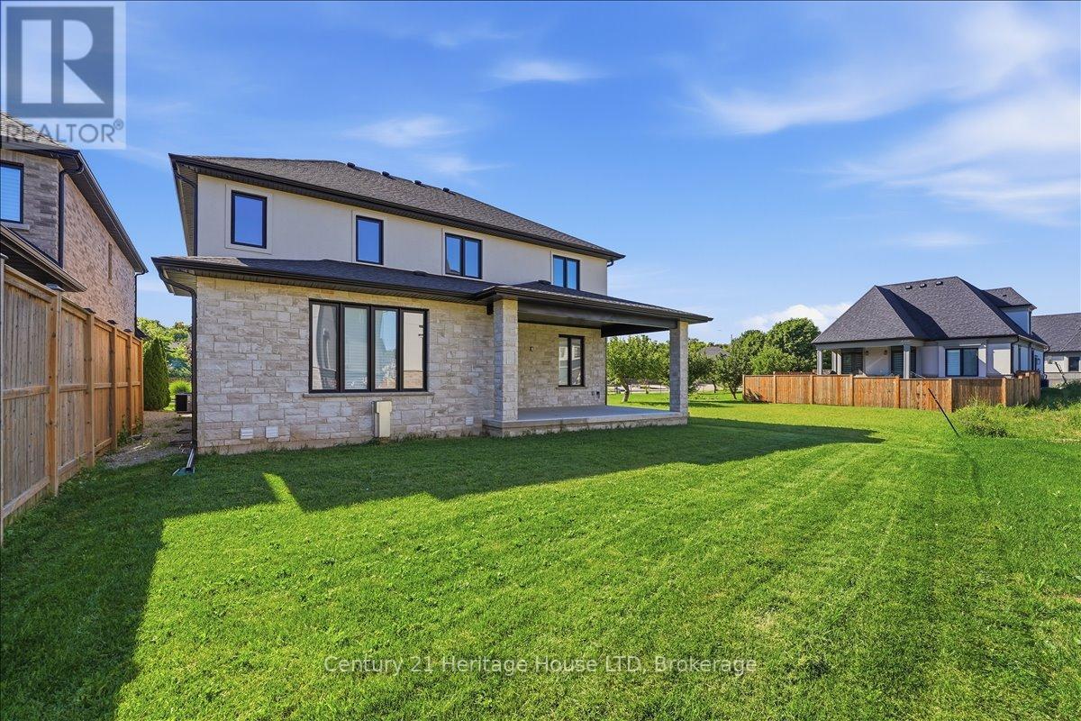 2476 Colangelo Drive, Niagara Falls, Ontario  L2J 0A1 - Photo 41 - X13487506