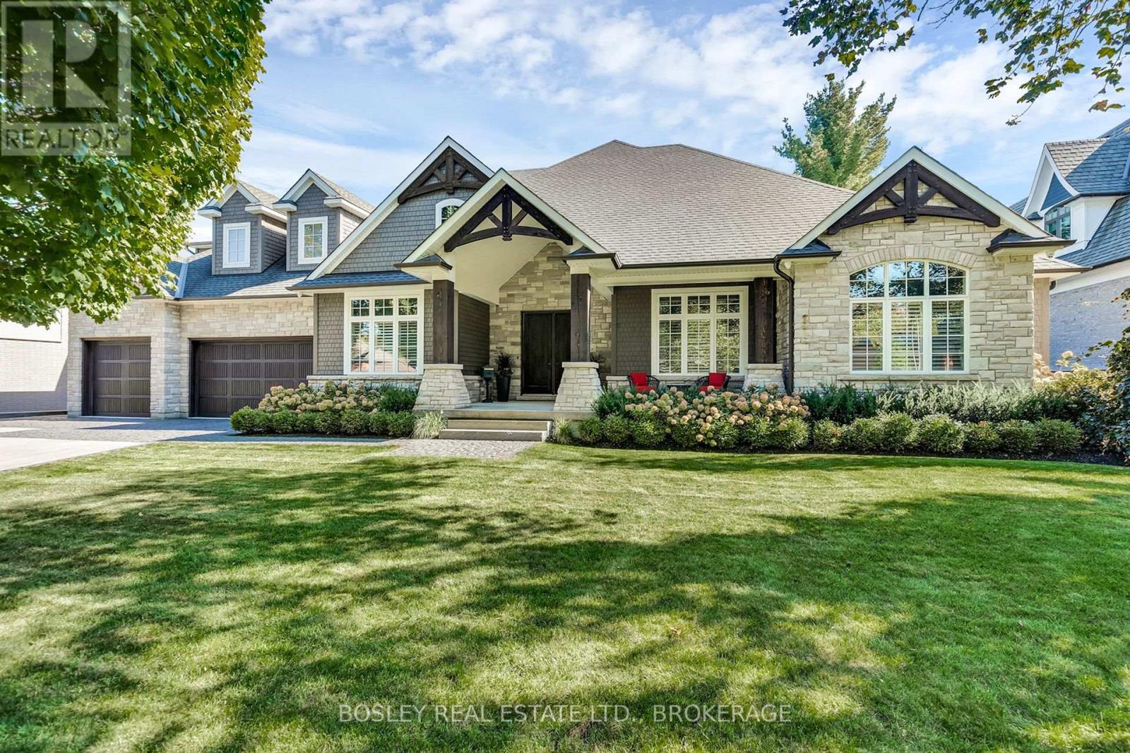 94 TERRENCE PARK DRIVE, Hamilton, Ontario