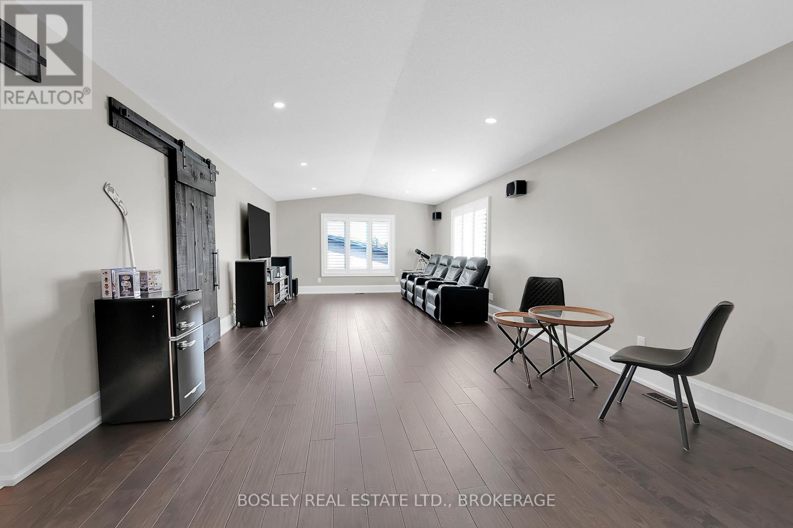 94 Terrence Park Drive, Hamilton, Ontario  L9G 1C2 - Photo 34 - X13488496