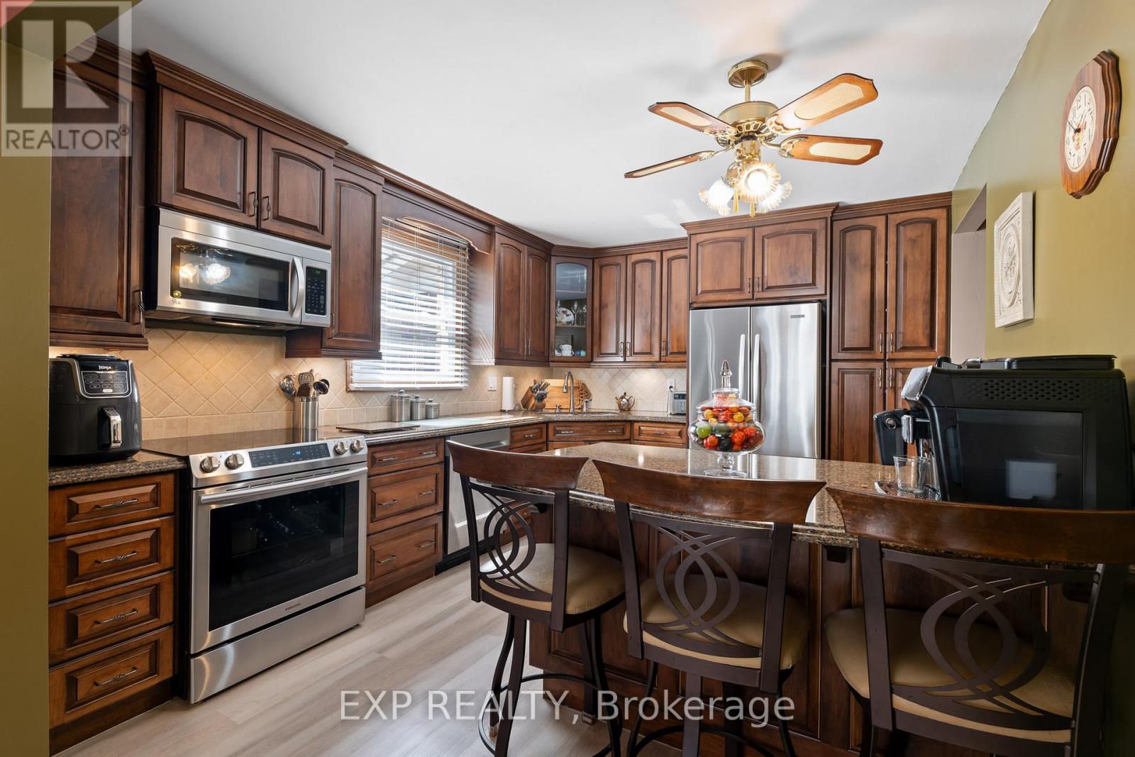 38 Capri Street, Thorold, Ontario  L2V 4S8 - Photo 12 - X13488546