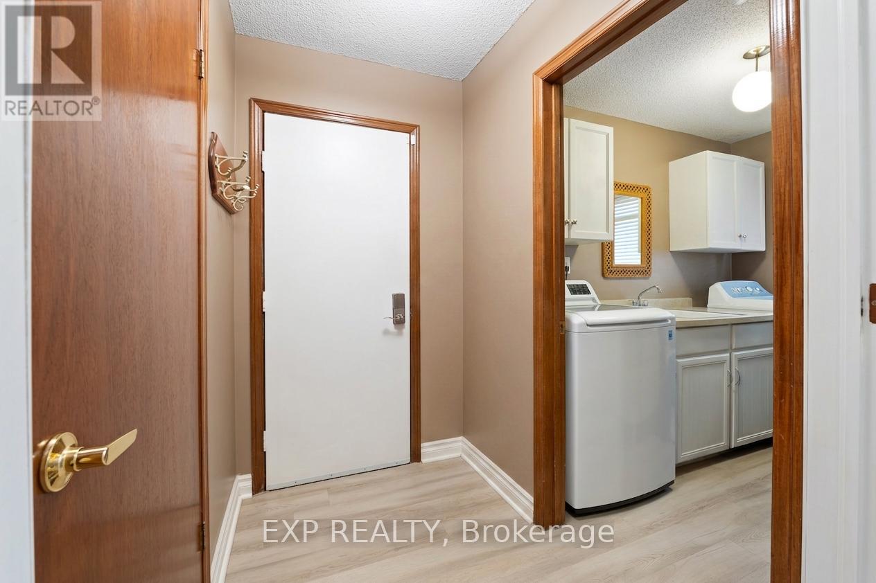 38 Capri Street, Thorold, Ontario  L2V 4S8 - Photo 14 - X13488546