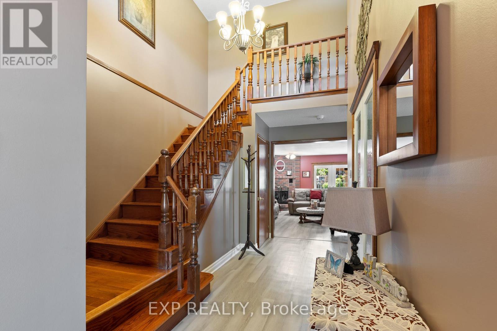 38 Capri Street, Thorold, Ontario  L2V 4S8 - Photo 3 - X13488546