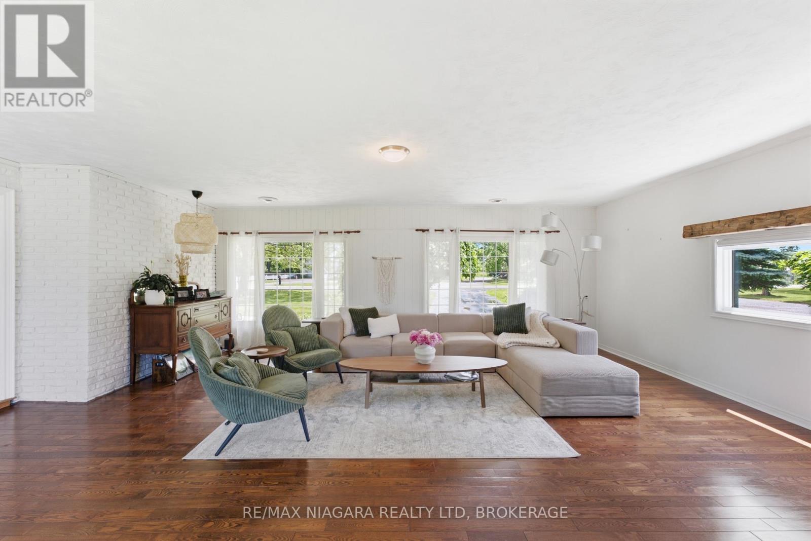 1042 Lakeshore Road W, St. Catharines, Ontario  L2R 6P9 - Photo 12 - X13488554