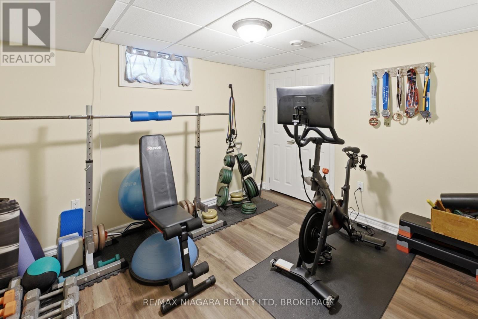 1042 Lakeshore Road W, St. Catharines, Ontario  L2R 6P9 - Photo 25 - X13488554