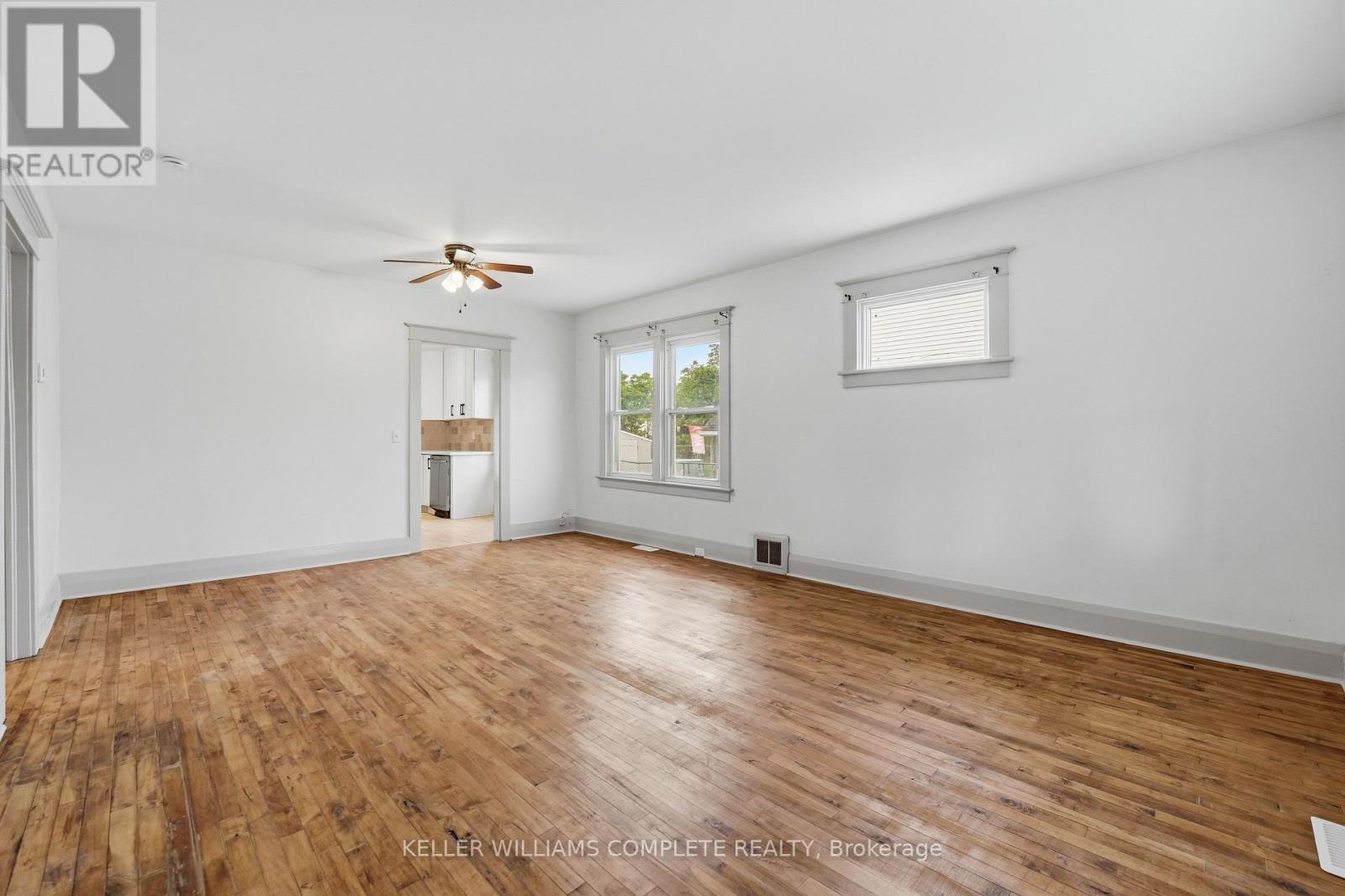 61 Wallace Avenue, Port Colborne, Ontario  L3K 3X5 - Photo 4 - X13489696