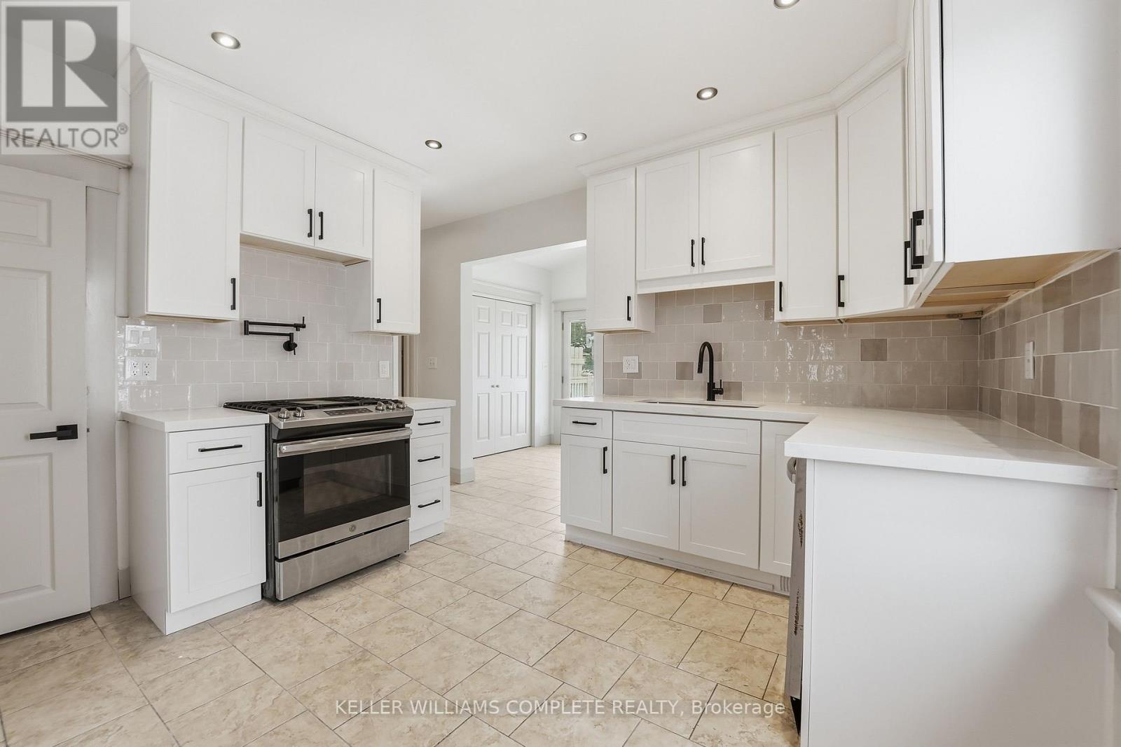 61 Wallace Avenue, Port Colborne, Ontario  L3K 3X5 - Photo 9 - X13489696