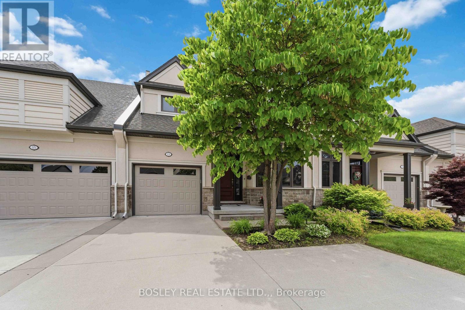 13 EMERALD COMMON, St. Catharines, Ontario